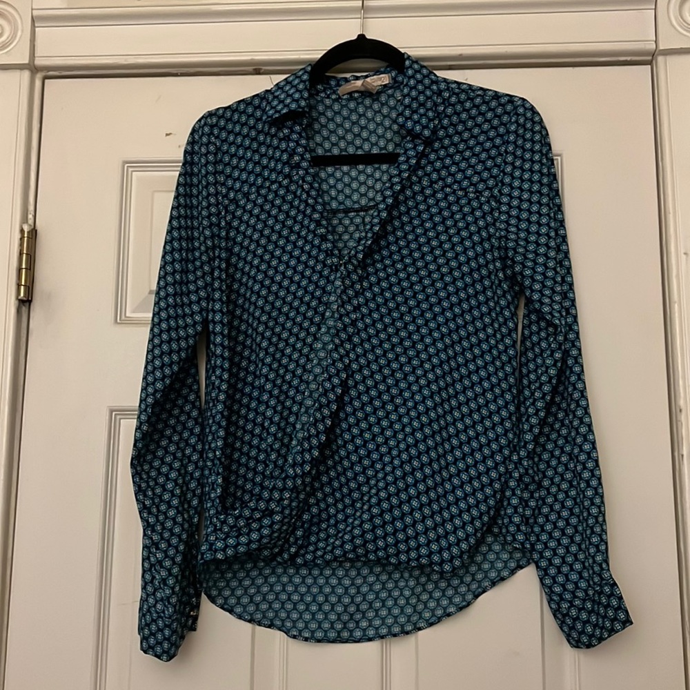 Cute blue blouse